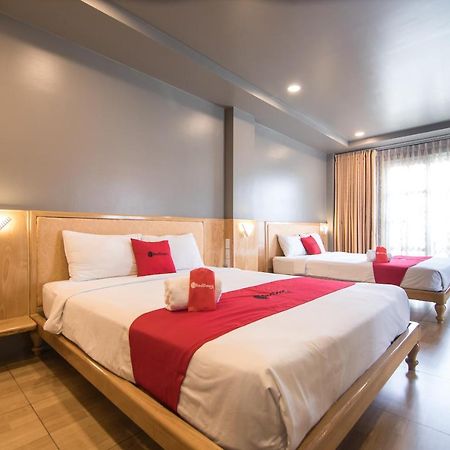 Reddoorz Plus Near Secc Хошимин Экстерьер фото