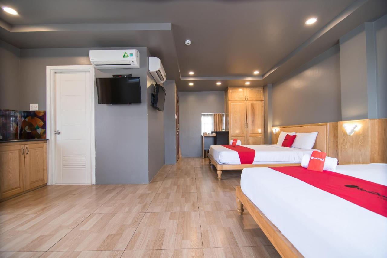 Reddoorz Plus Near Secc Хошимин Экстерьер фото